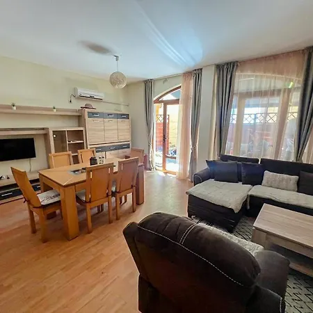 Bulharsko - Garden Of Eden * סבטי ולאס