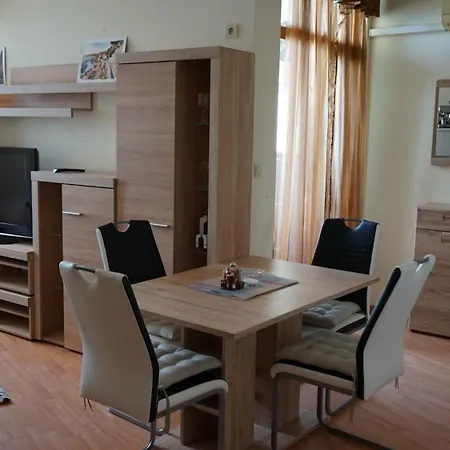 Bulharsko - Garden Of Eden